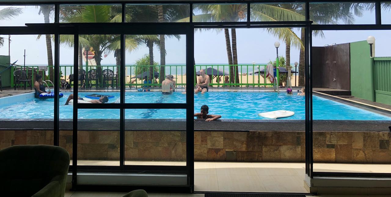 Lanka Beach Hotel Ettukala ภายนอก รูปภาพ