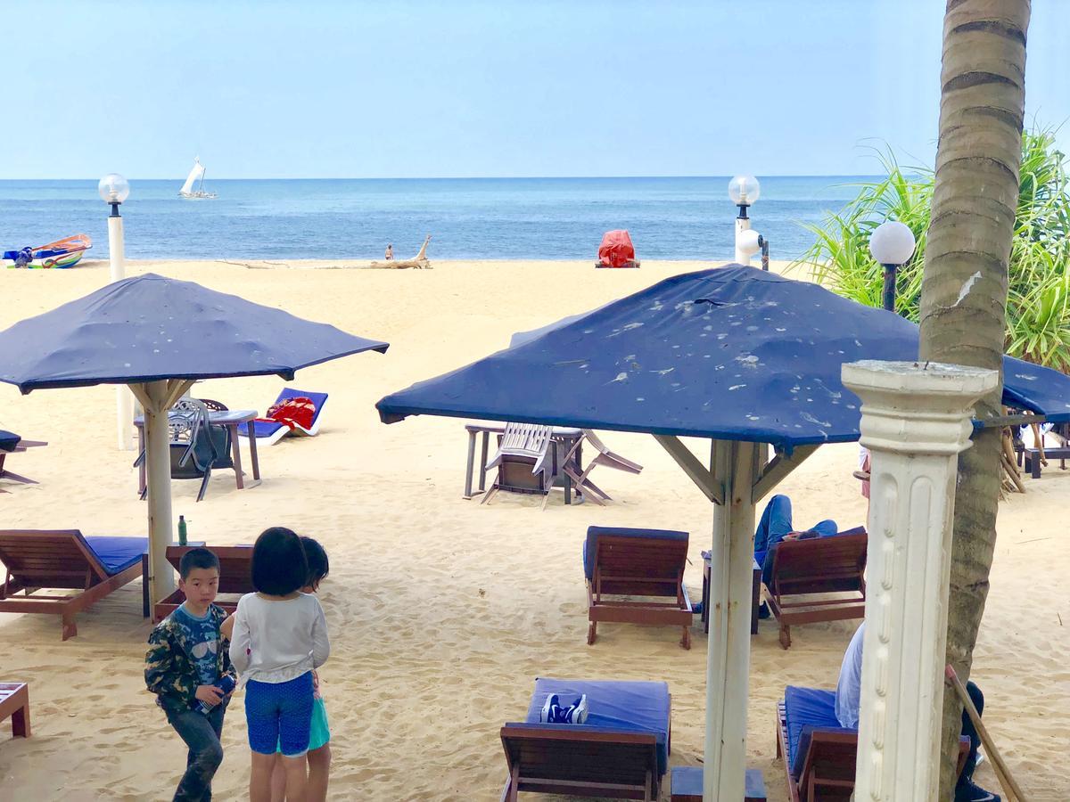 Lanka Beach Hotel Ettukala ภายนอก รูปภาพ
