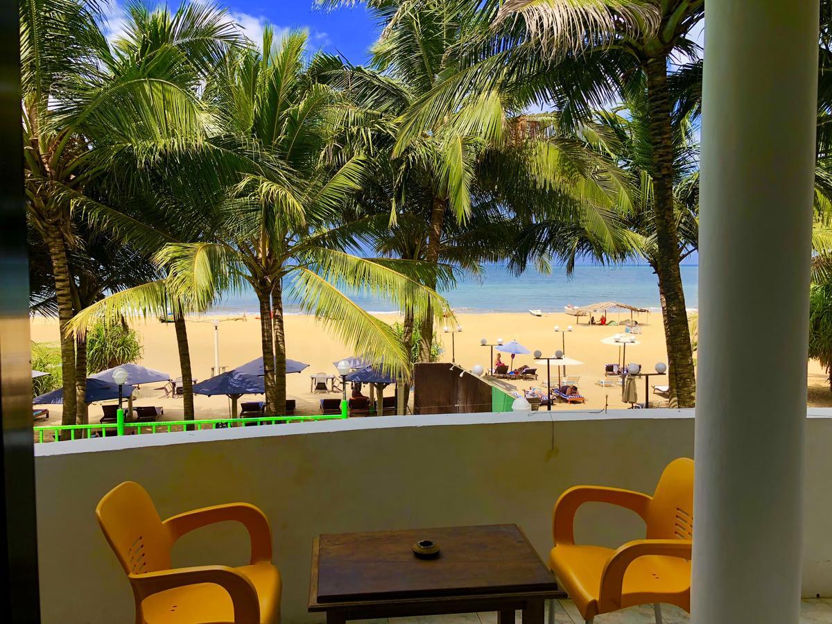 Lanka Beach Hotel Ettukala ภายนอก รูปภาพ