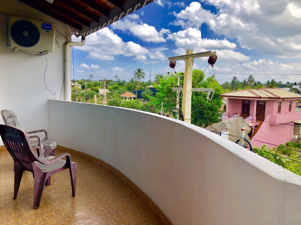 Lanka Beach Hotel Ettukala ภายนอก รูปภาพ