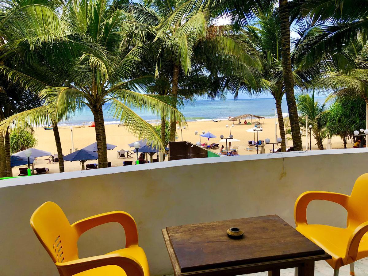 Lanka Beach Hotel Ettukala ภายนอก รูปภาพ